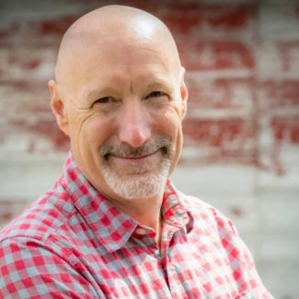 Executive Director Plans to Leave the Valley